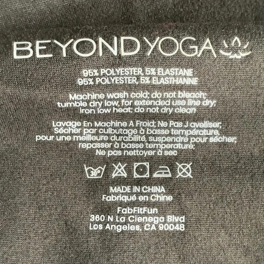 NWT Beyond Yoga Hidden Pocket Infinity Scarf Black